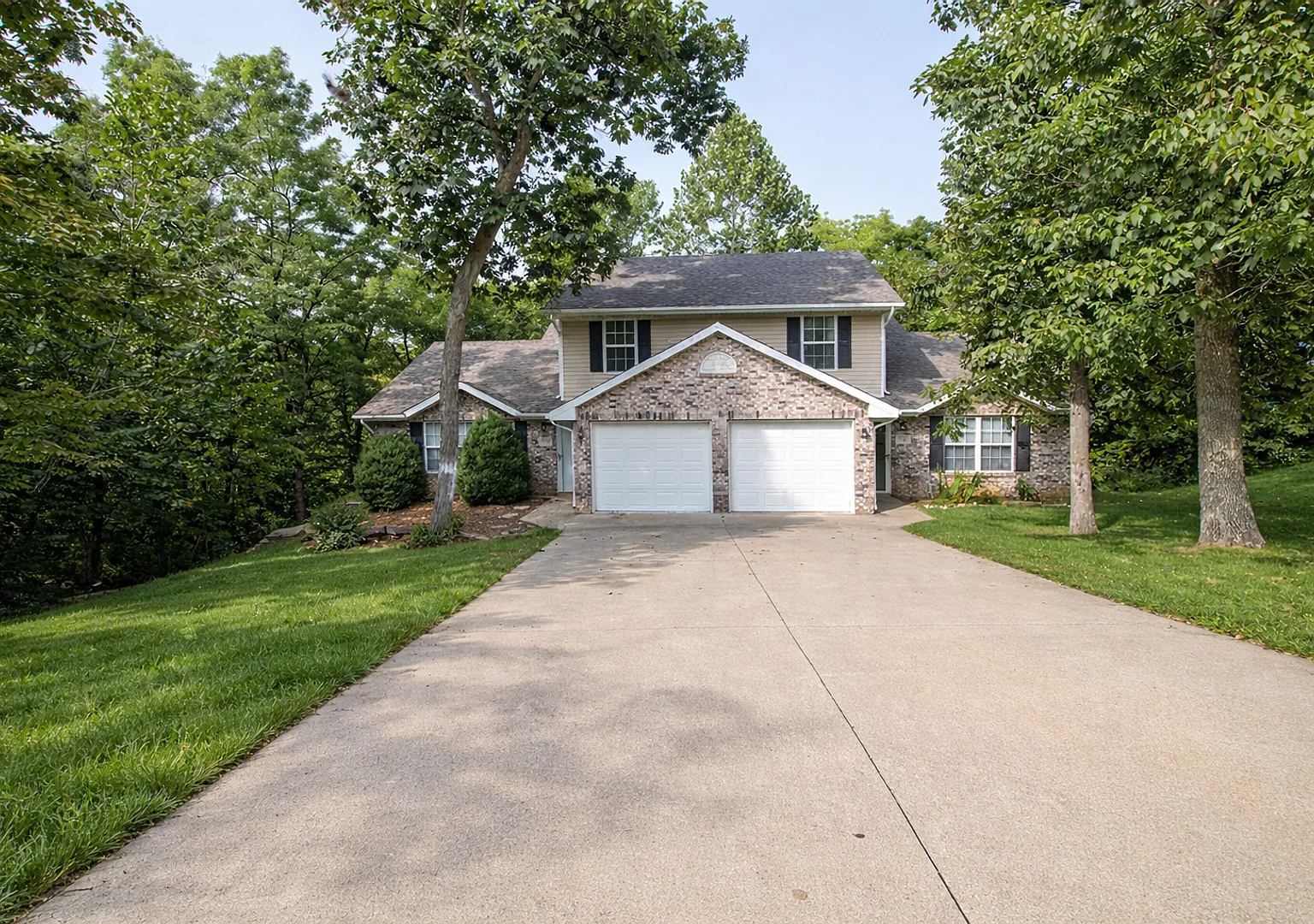 5340-5342 Godas Circle — Photo 1