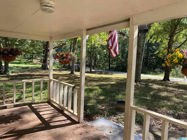 158 Lovette Ln, Sylacauga, AL 35151
