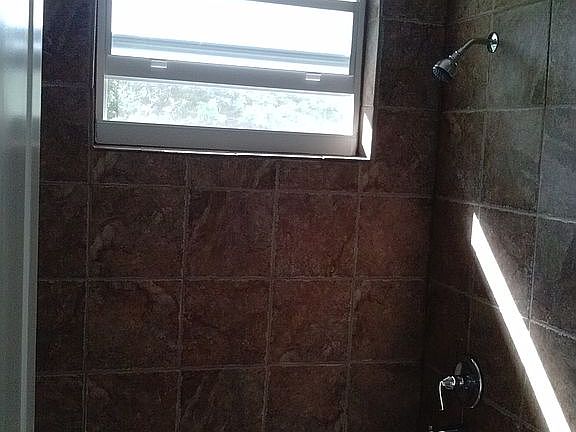 4th image of 1195 Pine Lake Dr