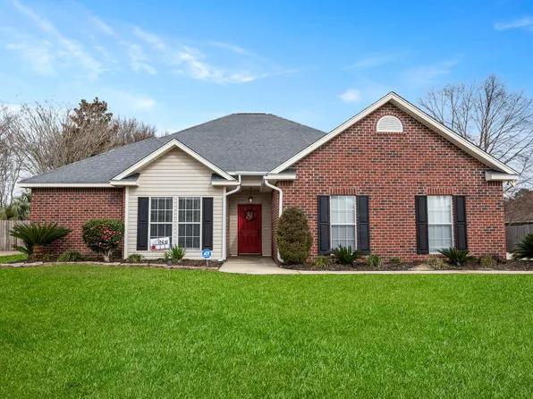 92 High Meadows Cir, Petal, MS 39465