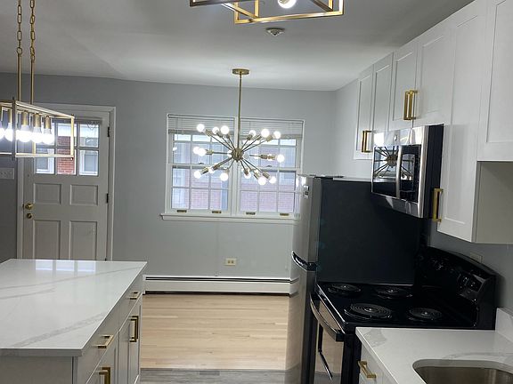 3rd image of 5512 S Brainard Ave APT 2