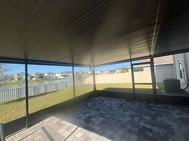 32762 Pez Landing Ln — Photo 15