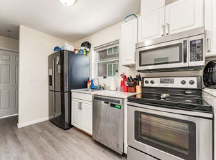 152 3rd St #1, Morgantown, WV 26505