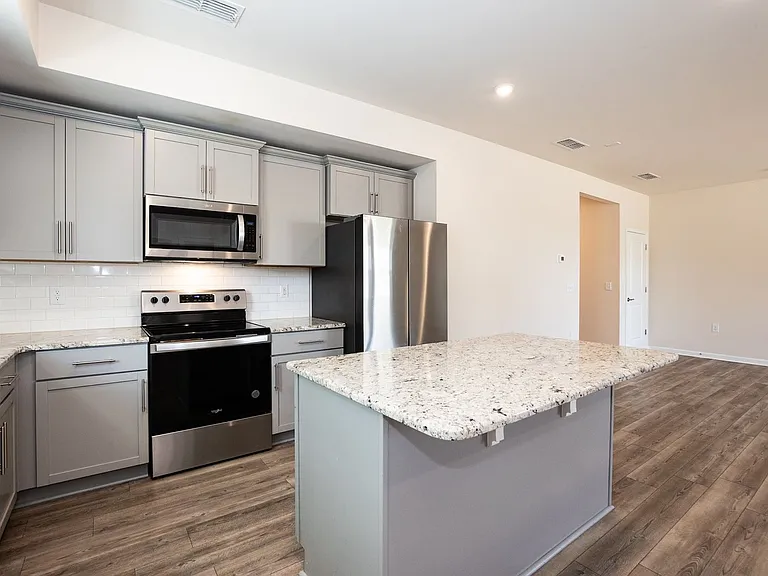 1517 Rhodes Pond St — Photo 16