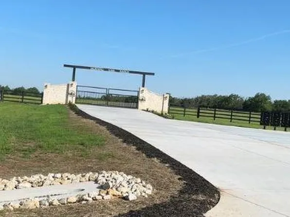 1943 Fm 489 E, Oakwood, TX 75855