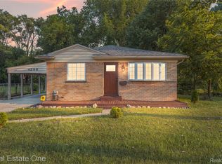 4296 Frazho Rd, Warren, MI 48091