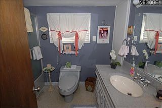 3rd image of 70 Merriam Ave