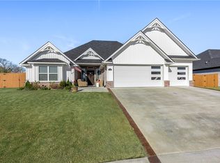 730 Morgan St, Centerton, AR 72719