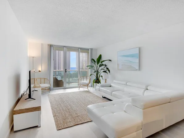 19370 Collins Ave, North Miami Beach, FL