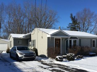 6025 Deland Rd, Flushing, MI 48433