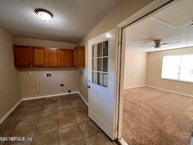 27672 Minnesota St — Photo 10