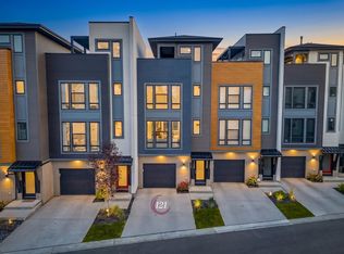 1304 Rutherford Rd SW #121, Edmonton, AB T6W0B4
