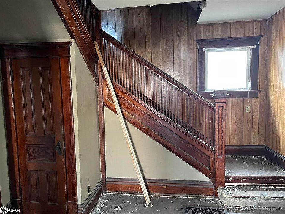 469 6th Ave, Manilla, IA 51454 Zillow