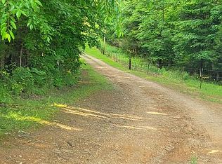 160 Nubia Rd #160A, Westmoreland, TN 37186