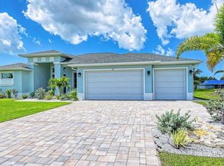 41 Fairway Rd, Rotonda West, FL 33947