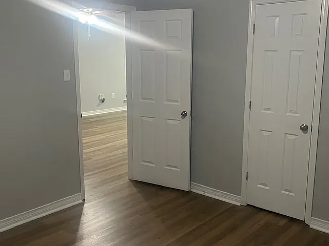 Second bedroom with inside access to main bathroom and shower room.