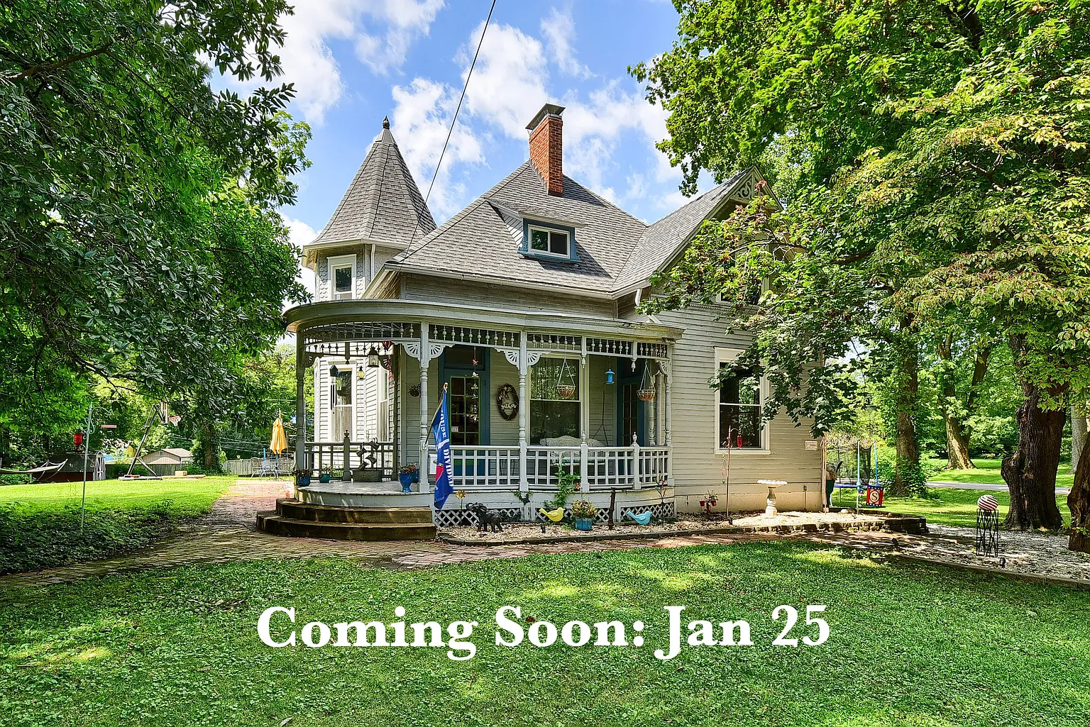 217 N Oak St photo 1