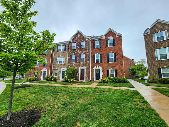 2nd image of 719 Sky Bridge Dr