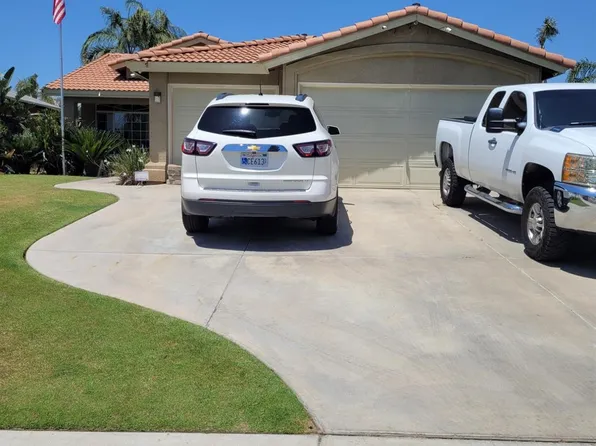 5814 Laurel Canyon Dr, Bakersfield, CA 93313