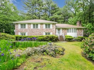 40 Richardson Dr, Needham, MA 02492