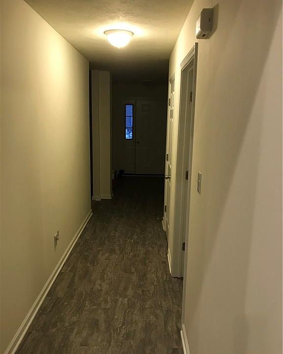 2nd image of 2415 Apple Tree Ln