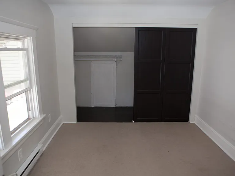 6406 Bradley Ave #UPPER — Photo 9