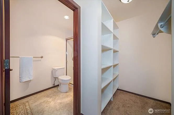 11532 15th Ave NE #401 — Photo 7