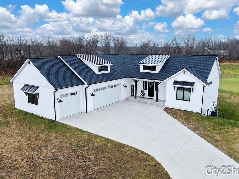 1st image of 9025 Cedar Lake Dr
