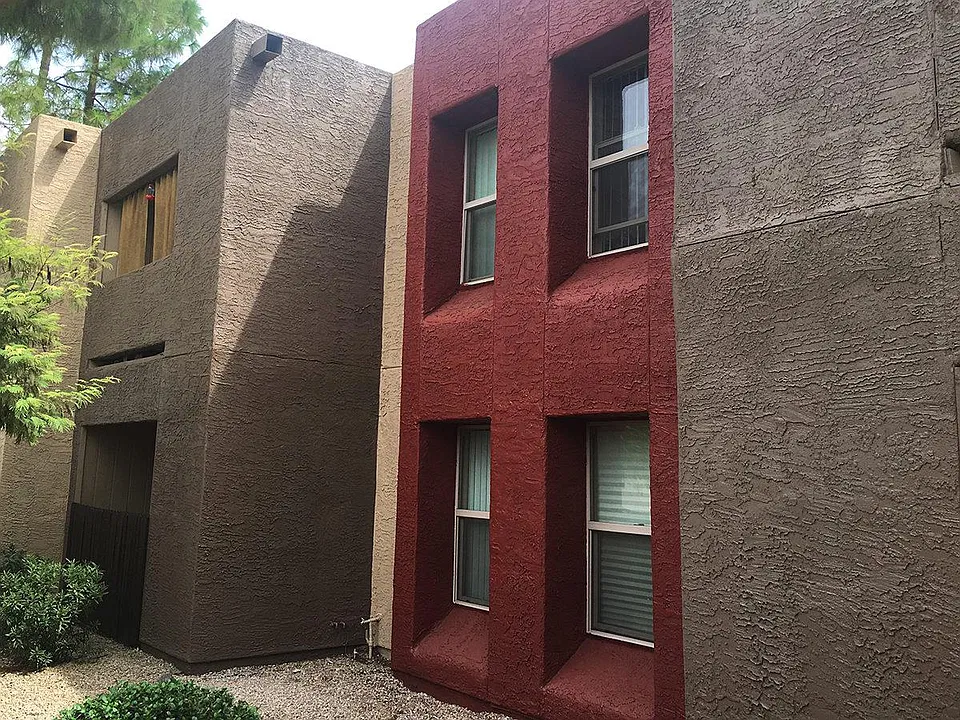 Building Photo 3