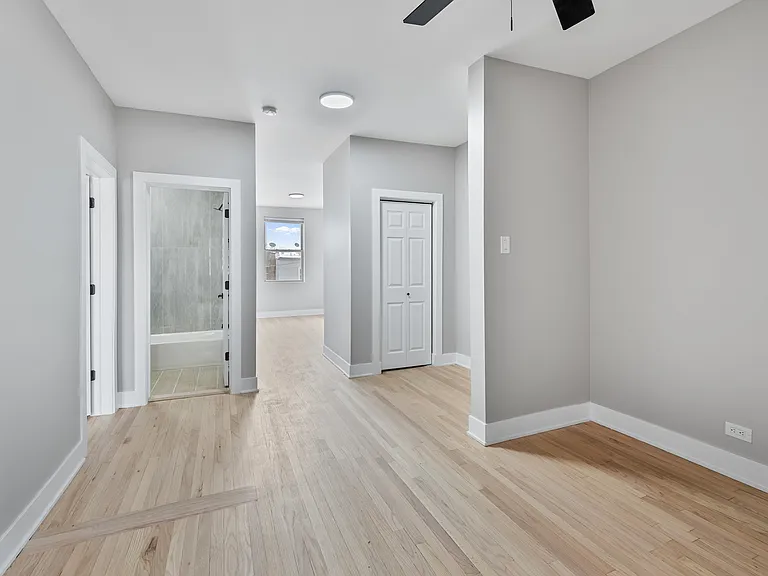 7518 N Seeley Ave #1E — Photo 5