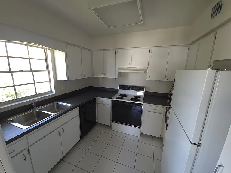 4313 W North A St #2 — Photo 8