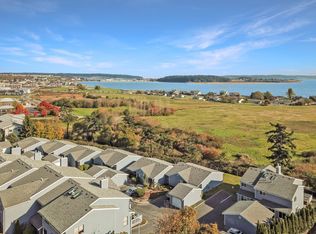 1890 SW Scenic Heights St APT G2, Oak Harbor, WA 98277
