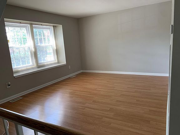 5th image of 1679 Brentwood Dr #133