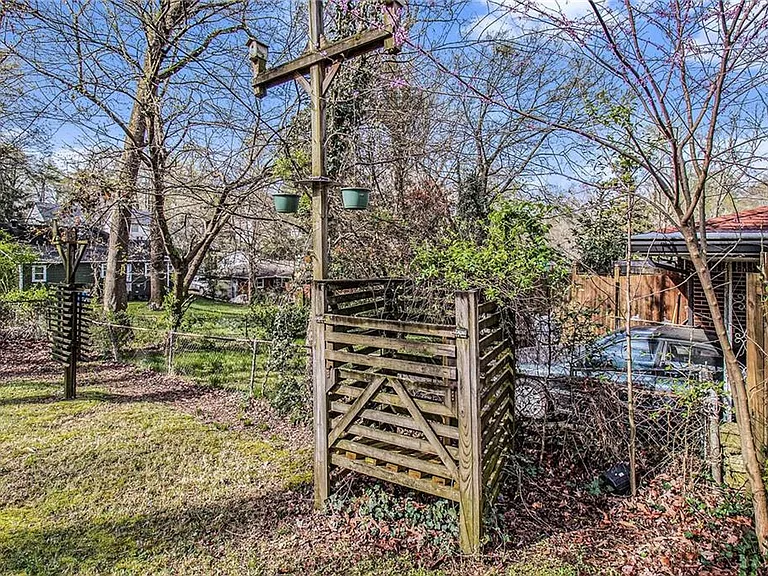 436 Grady Pl — Photo 34