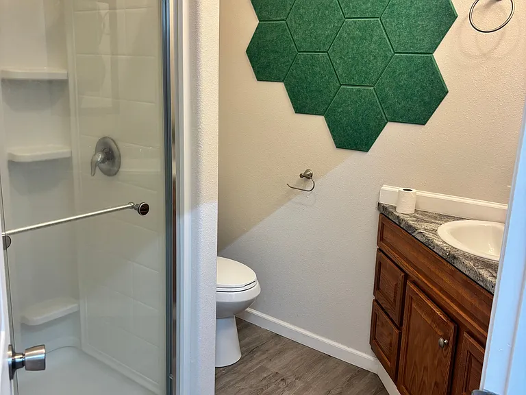 702 S 48th Ave — Photo 24