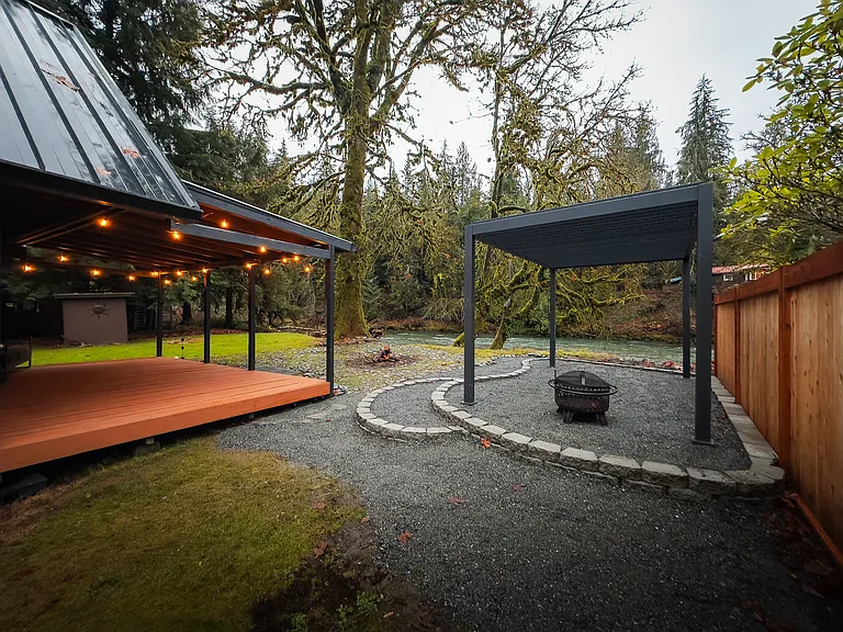 23418 N River Dr — Photo 2