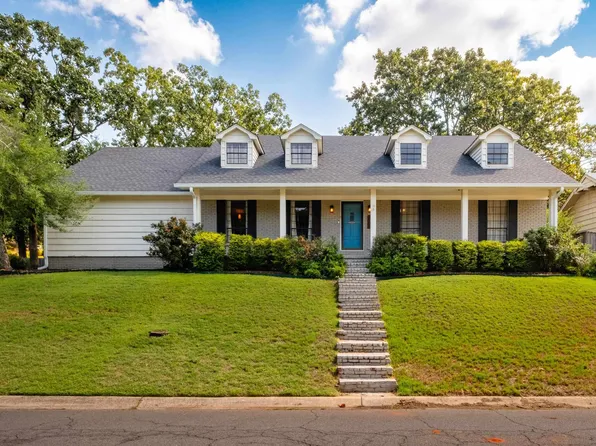 3105 Echo Valley Dr, Little Rock, AR 72227