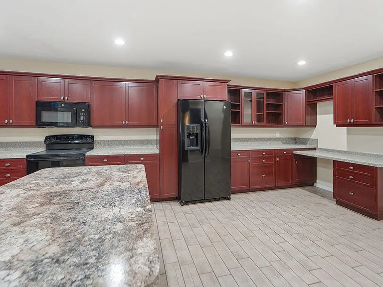 433 SW 27th Ave — Photo 31