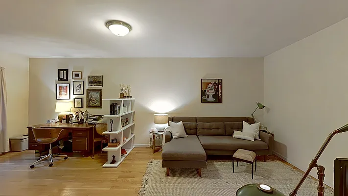 Rented by Emor Management Inc. | media 14