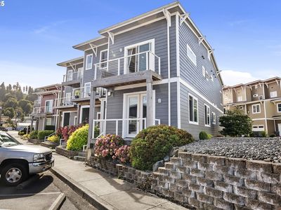 230 Maritime Ln, Astoria, OR, 97103