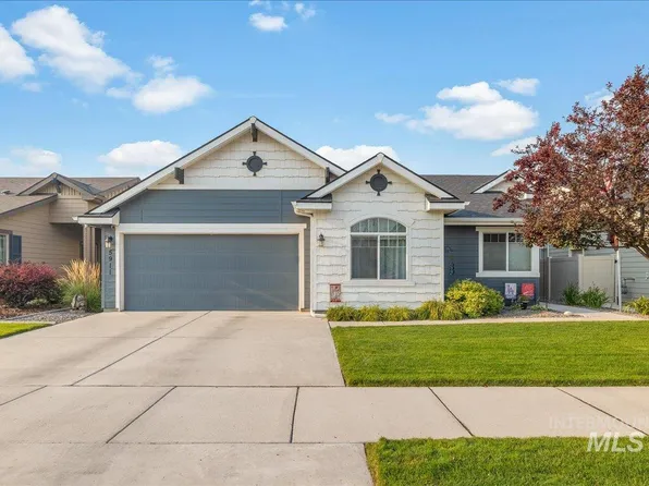 5911 W Quintale Dr, Meridian, ID 83646