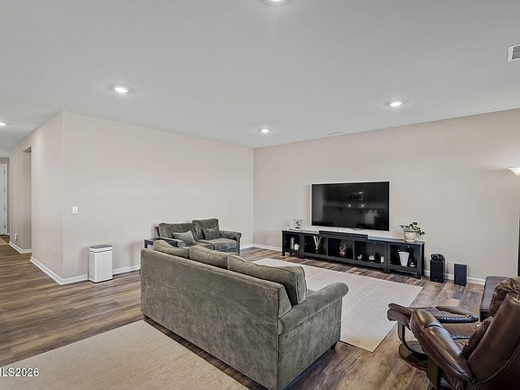 5th image of 556 Beckwourth Dr