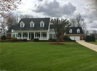 7149 Bridlewood Dr, Trinity, NC 27370