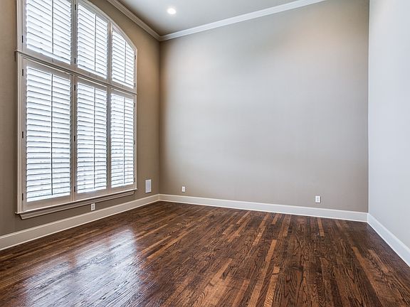 5th image of 3120 Merlin Dr