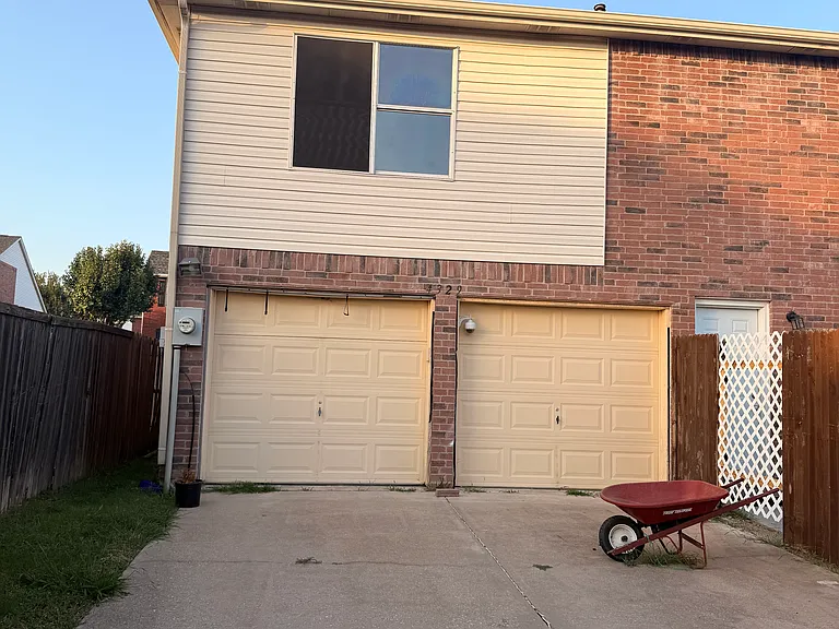 4329 Apple Dr — Photo 17