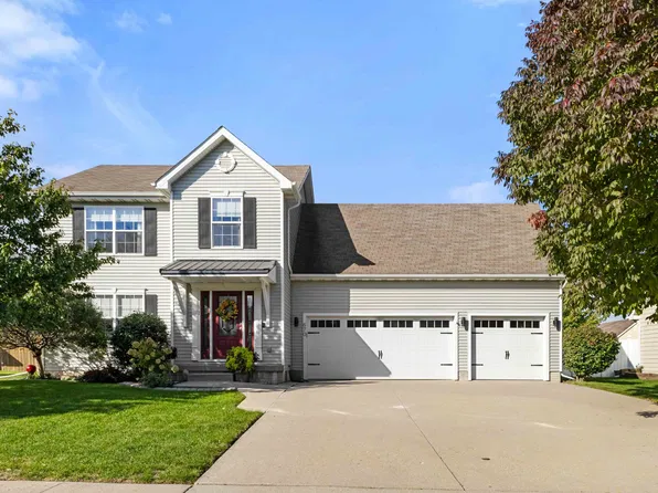 670 SE Whitetail Ln, Waukee, IA 50263