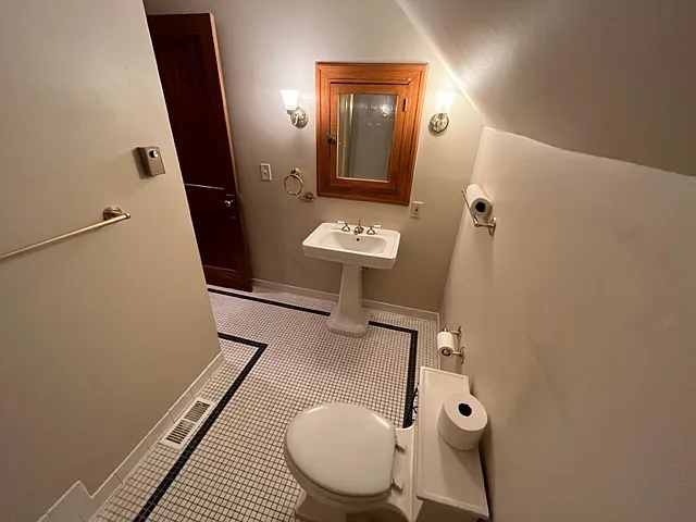1845 D St #2S — Photo 4