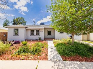 18324 Calvert St, Reseda, CA 91335