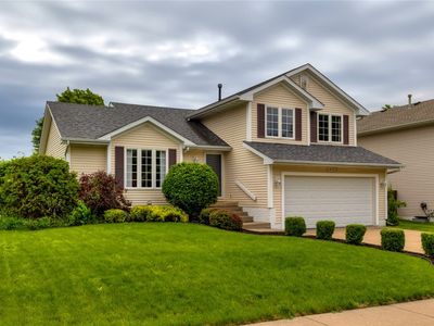 5437 NW 92nd St, Johnston, IA, 50131