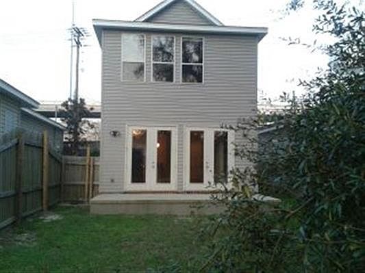 5th image of 807 N Tarragona St